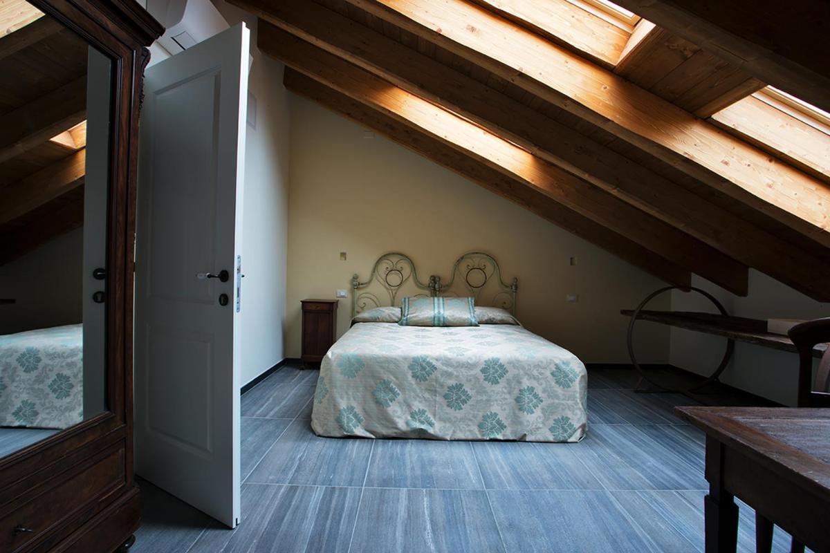 Agriturismo Tenuta Casteldardo Besenzone 外观 照片