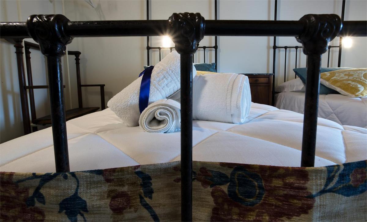 Agriturismo Tenuta Casteldardo Besenzone 外观 照片